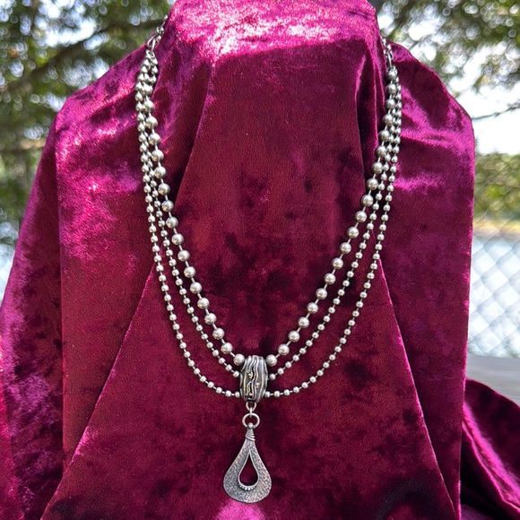 Silpada Triple Strand Silver Necklace Retired N1900 - Picture 1 of 9